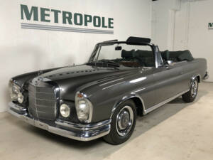 Imagen 1/30 de Mercedes-Benz 250 SE (1967)