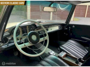 Image 11/15 of Mercedes-Benz 230 SL (1967)