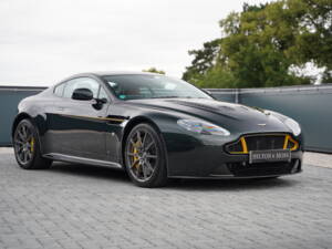 Bild 22/50 von Aston Martin V12 Vantage S (2016)