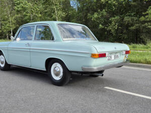 Image 5/8 of Audi 72 (1966)