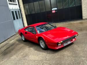 Immagine 6/42 di Ferrari 308 GTBi (1981)