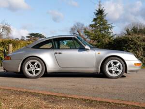 Imagen 2/50 de Porsche 911 Carrera (1996)