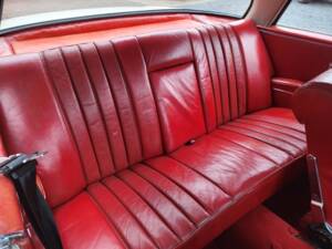Imagen 30/49 de Mercedes-Benz 250 SE (1966)