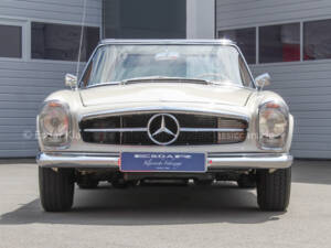 Image 18/24 of Mercedes-Benz 230 SL (1964)