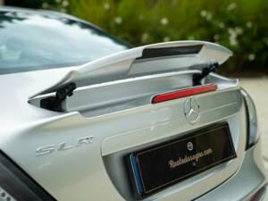 Image 21/50 of Mercedes-Benz SLR McLaren (2005)