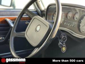 Imagen 8/15 de BMW 3,3 L (1974)