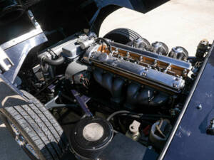 Immagine 23/45 di Jaguar E-Type 4.2 (1966)