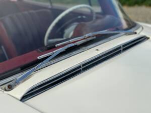 Image 79/132 of Mercedes-Benz 220 SE b (1963)