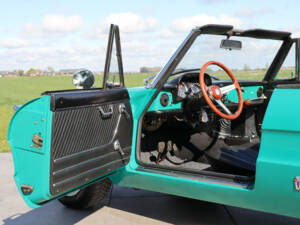 Image 32/50 of Alfa Romeo 1750 Spider Veloce (1969)