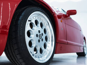 Image 18/48 of Alfa Romeo SZ (1989)