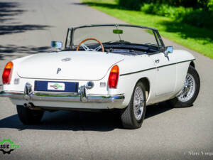 Bild 40/47 von MG MGB (1970)
