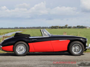 Immagine 4/43 di Austin-Healey 3000 Mk II (BJ7) (1963)