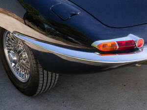 Immagine 39/45 di Jaguar E-Type 4.2 (1966)