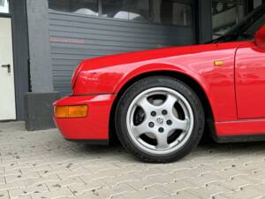 Imagen 27/37 de Porsche 911 Carrera 2 (1992)