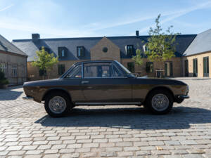 Image 22/22 of Lancia Fulvia 3 (1974)