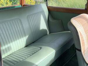 Immagine 48/83 di Morris Minor 1000 Traveller (1969)