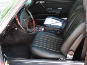 Image 49/59 of Mercedes-Benz 500 SLC (1980)