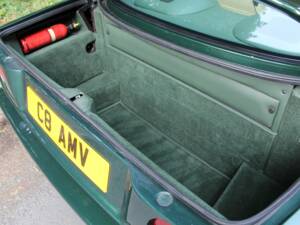 Bild 14/14 von Aston Martin V8 Coupé (1996)