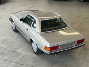 Image 5/40 of Mercedes-Benz 300 SL (1986)