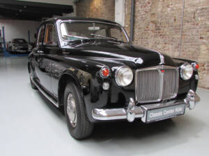 Image 1/26 de Rover 110 (1964)