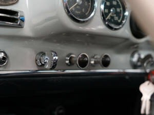 Bild 50/50 von Mercedes-Benz 190 SL (1958)