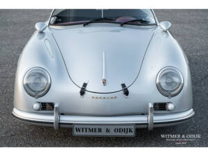 Image 13/28 of Porsche 356 B 1600 Super 90 (1970)