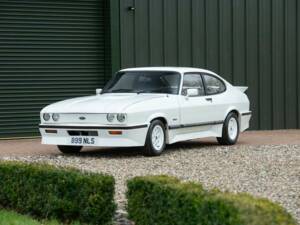 Bild 14/43 von Ford Capri 2,8i (1984)