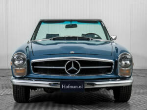 Image 14/50 of Mercedes-Benz 280 SL (1969)