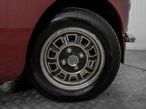 Imagen 47/50 de MG MGB GT V8 (1976)