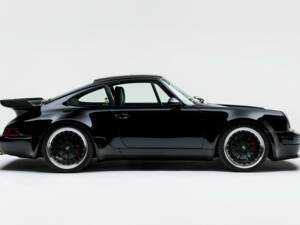 Imagen 4/25 de Porsche 911 Turbo 3.3 (1991)