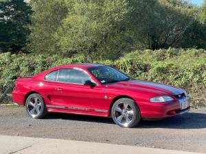 Image 2/10 of Ford Mustang (1996)