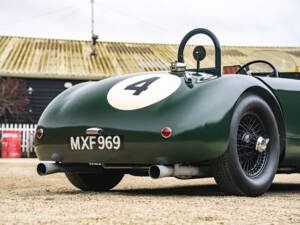 Image 19/48 of Allard J2X (1952)