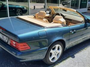 Image 5/19 of Mercedes-Benz SL 320 (2000)