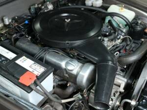 Image 25/30 of Mercedes-Benz 280 SE 3,5 (1970)