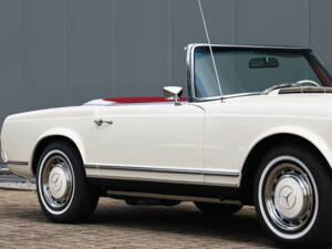 Imagen 7/56 de Mercedes-Benz 280 SL (1969)