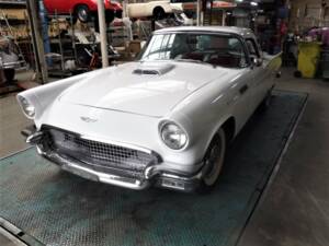 Afbeelding 13/48 van Ford Thunderbird (1957)