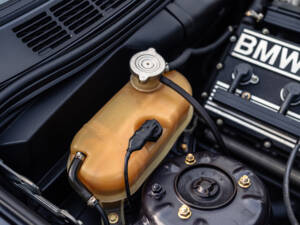 Image 50/50 de BMW M3 (1989)