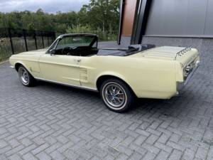 Image 7/20 of Ford Mustang 390 (1967)