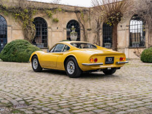 Image 19/25 of Ferrari Dino 246 GT (1970)