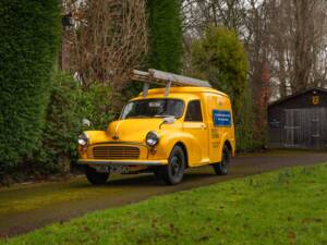 Image 37/50 of Morris Minor 1000 Traveller (1971)