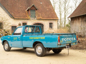 Image 10/81 of Toyota Hilux (1975)