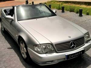 Bild 6/19 von Mercedes-Benz SL 500 (2000)