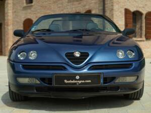 Bild 5/50 von Alfa Romeo Spyder (1998)