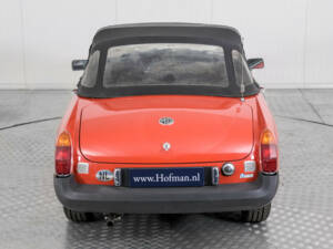 Image 48/50 of MG MGB (1976)
