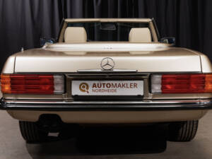 Immagine 32/71 di Mercedes-Benz 420 SL (1988)