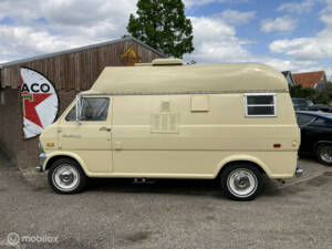 Image 31/50 of Ford Econoline E 300 (1971)