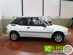 Image 5/10 of Peugeot 205 CJ (1990)