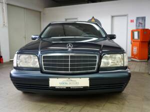 Image 4/37 of Mercedes-Benz S 500 (1996)