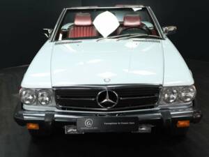 Bild 9/30 von Mercedes-Benz 560 SL (1988)