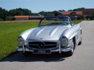 Afbeelding 24/38 van Mercedes-Benz 300 SL Roadster (1962)